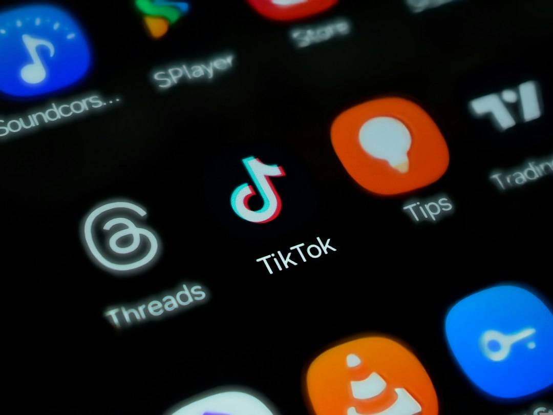Visual illustration for TikTok Growth Automation & SaaS Solutions key features